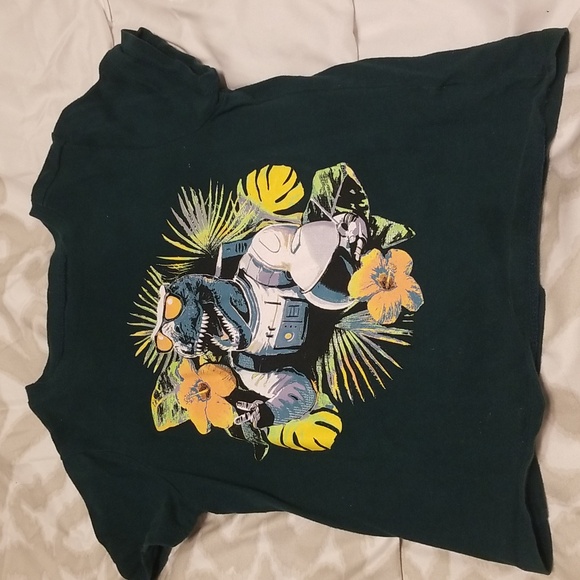 Bundle of 4 Boys Dinosaur Tops - Picture 8 of 9